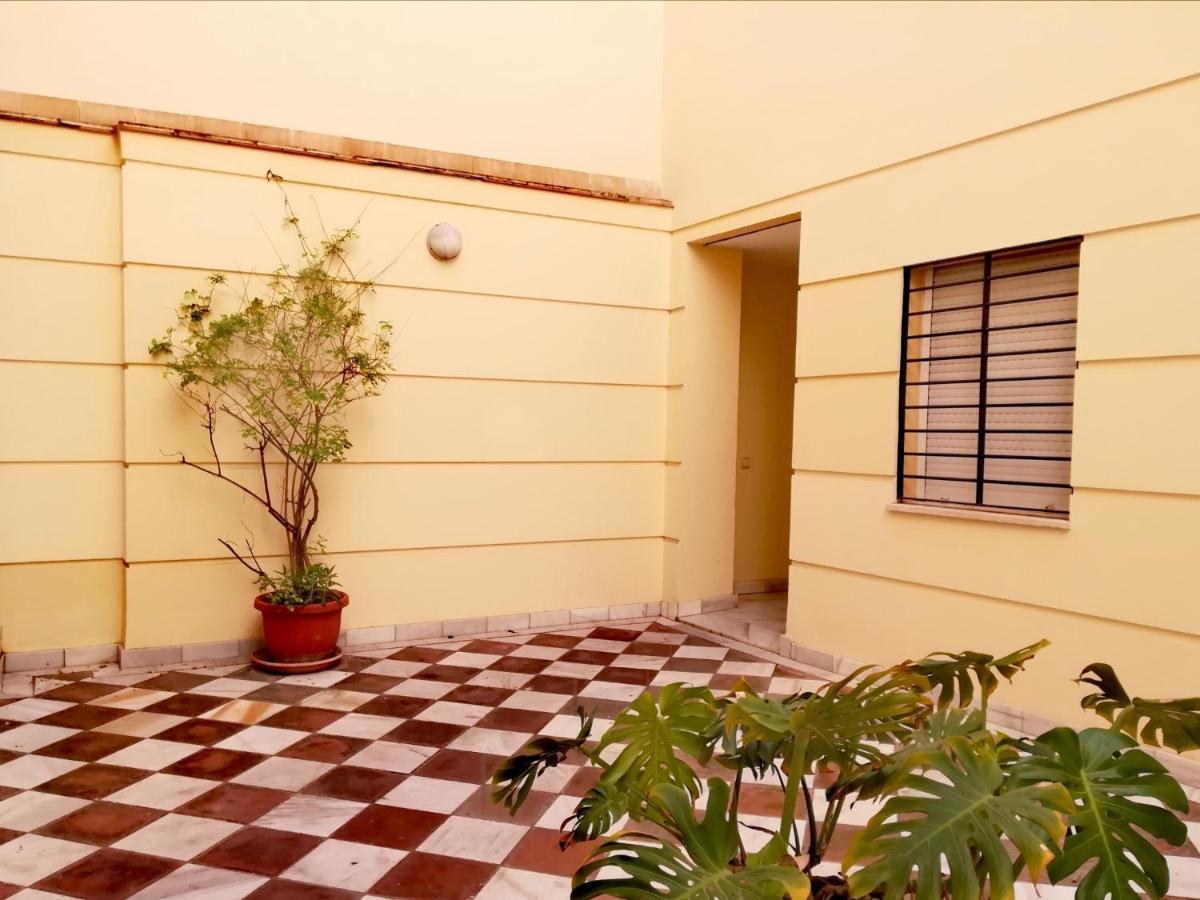 Apartamento San Luis. Plaza De Parking Gratis!!! Seville Exterior photo